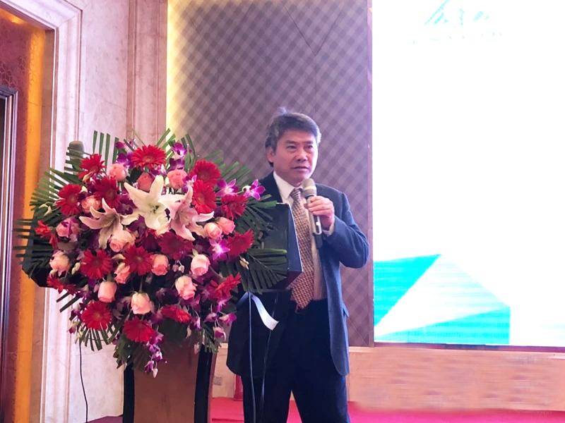 3、中國林產工業(yè)協(xié)會副會長吳盛富.jpg